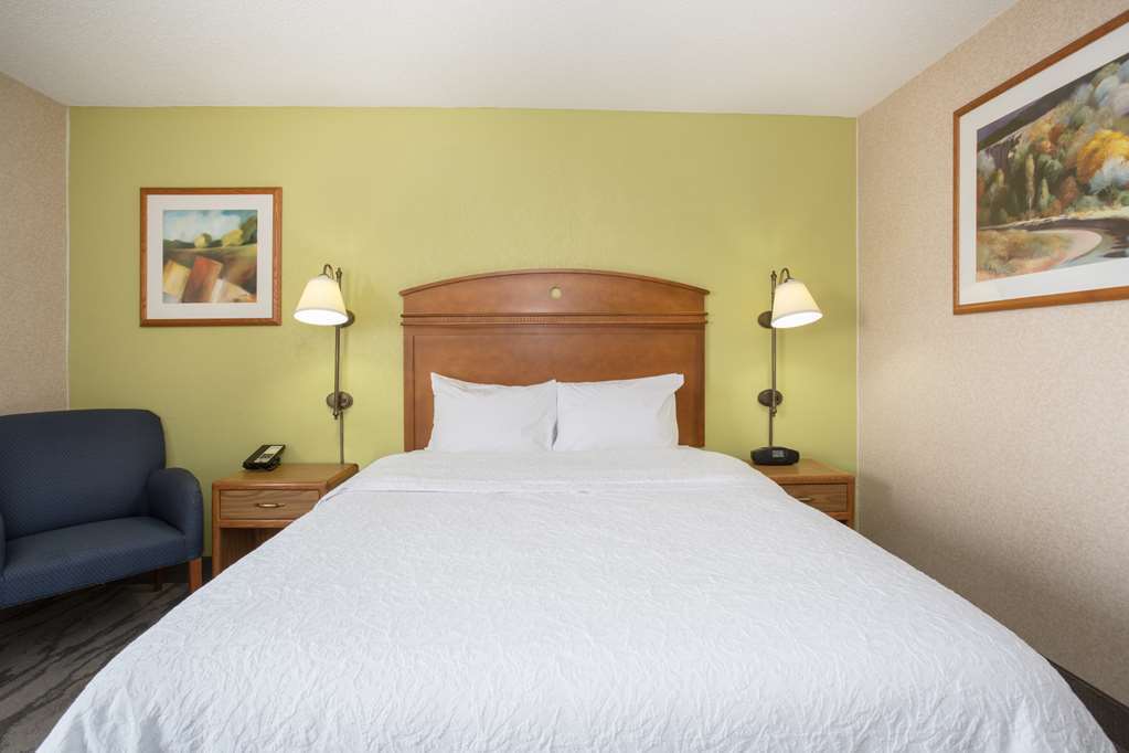 Baymont By Wyndham Thornton Hotel Kamer foto