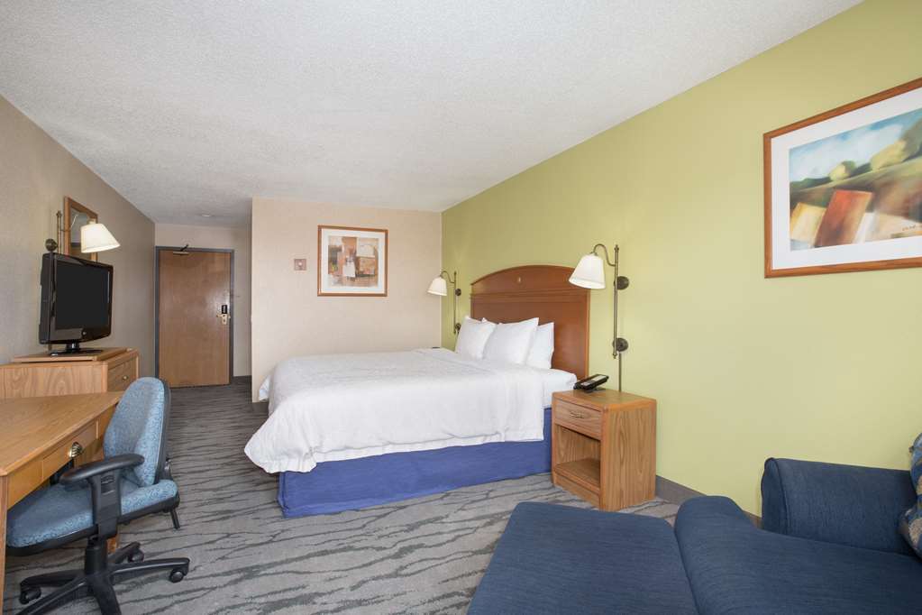 Baymont By Wyndham Thornton Hotel Kamer foto